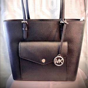 NWT Michael Kors Jet Set Large Pocket Tote